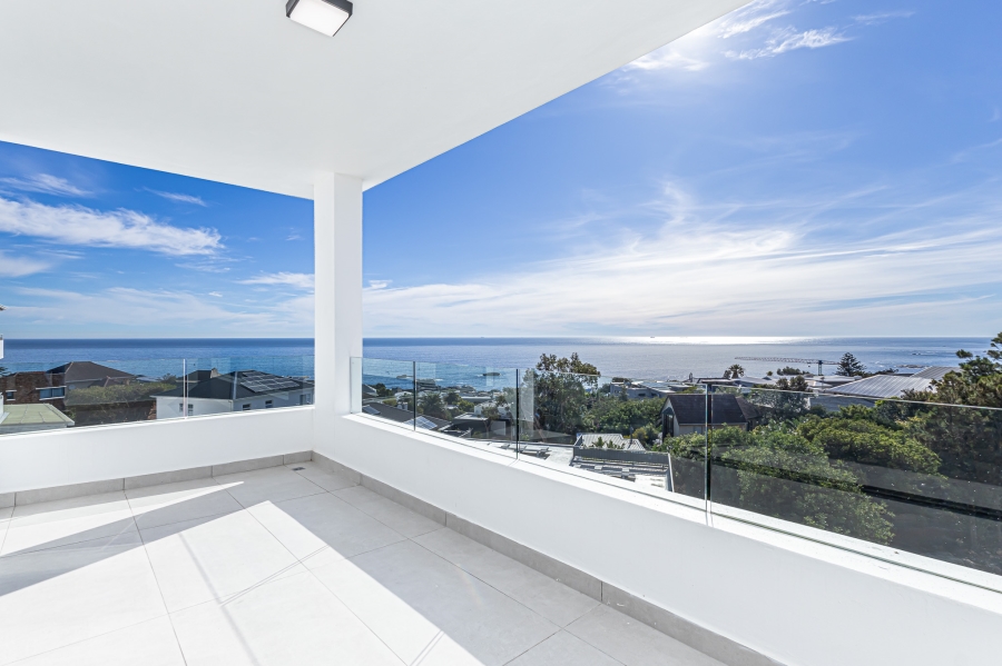 To Let 3 Bedroom Property for Rent in Camps Bay Western Cape